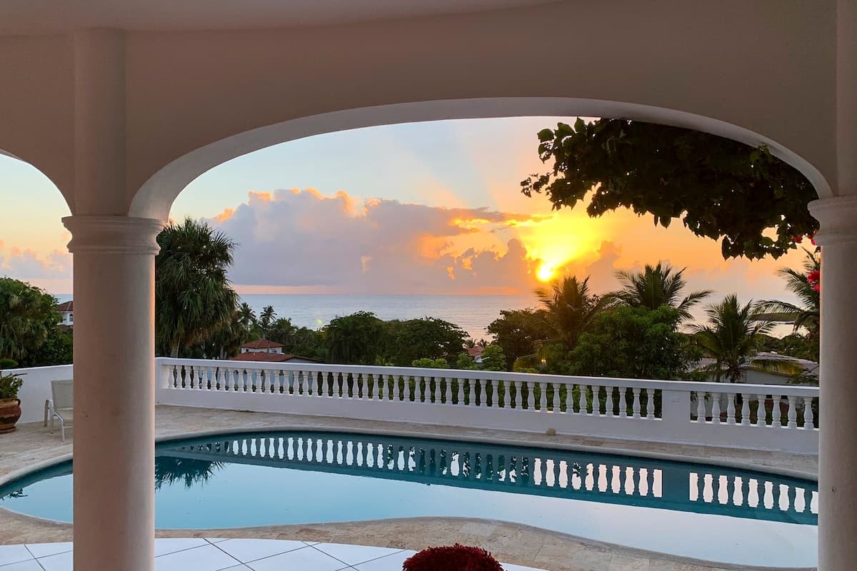 From Check-Out to Check-In Again: How Airbnb Hosts Are Quietly Upgrading Your Entire Punta Cana Experience